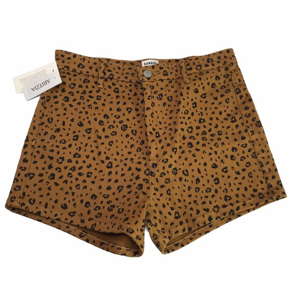 Aritzia Sunday Best Leopard Animal Print Hot Short - Picture 1 of 10